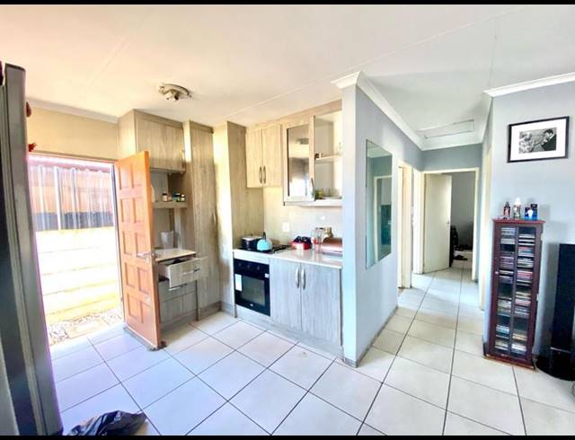 3 BEDROOM HOUSE FOR SALE IN WITPOORTJIE